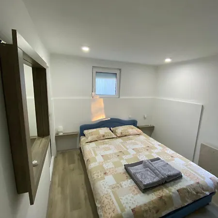 Iskra Ddur Vikendica